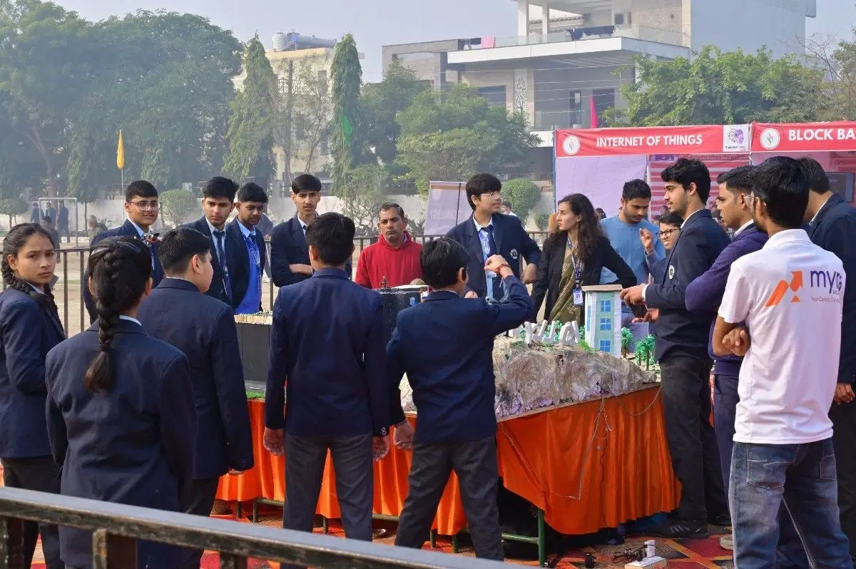 school bootcamps IV Students
