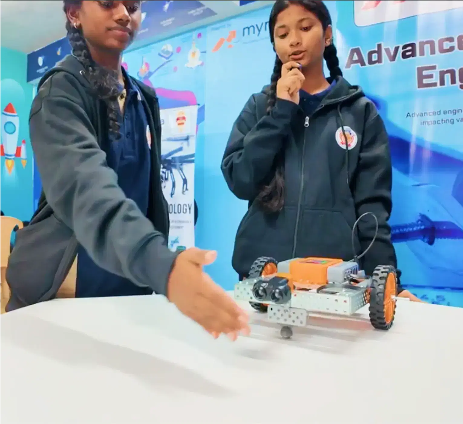 Advanced Object Follower Robot